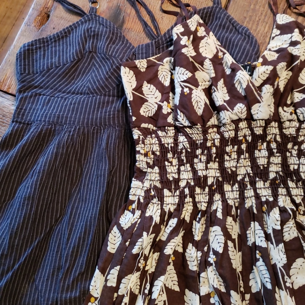 2 summer dresses gifts